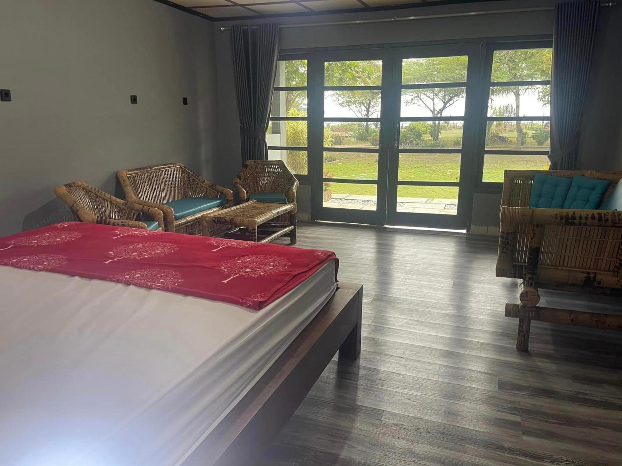 Supersuck Hotel Maluk 외부 사진